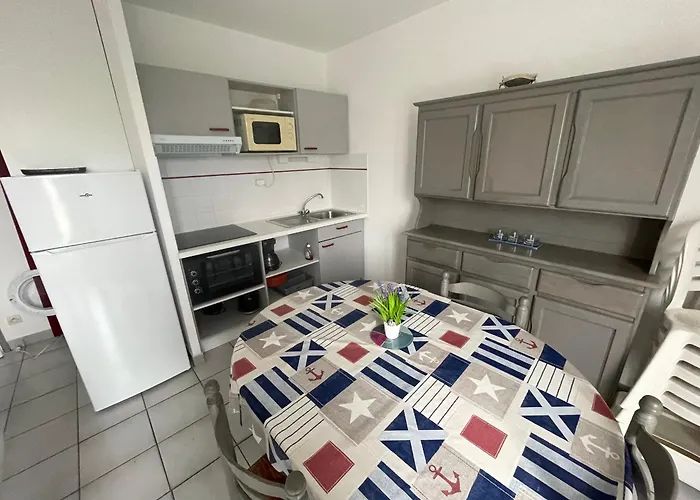 Maison Avec Jardin, 900M Plage, 2 Chambres, Parking Inclus, Animaux Acceptes - La Tranche-Sur-Mer - Fr-1-22-173